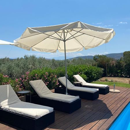 Georges Villa Galaxidi, Family, Pool And Garden Extérieur photo