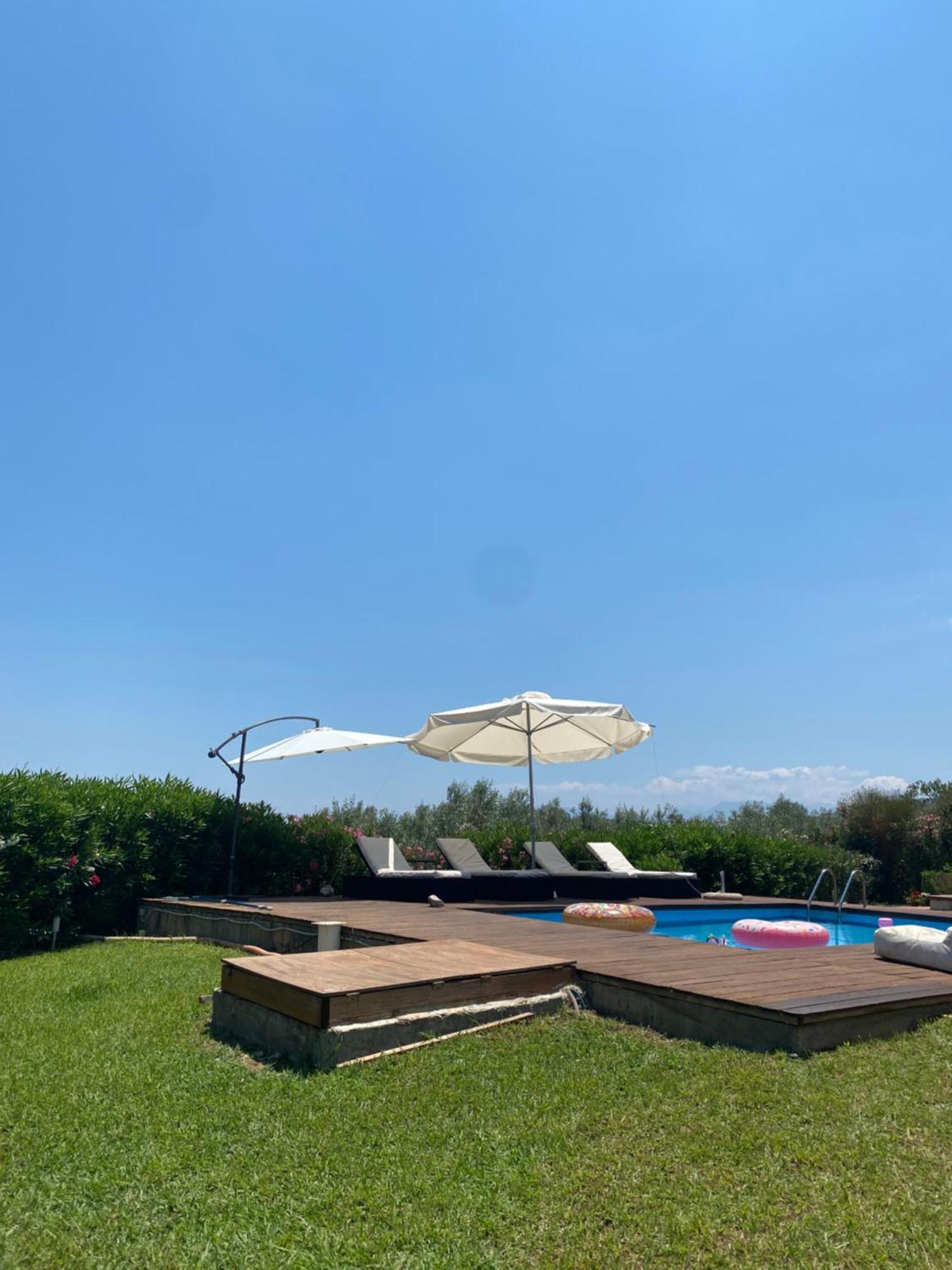 Georges Villa Galaxidi, Family, Pool And Garden Extérieur photo